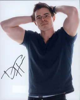 David Hull autograph