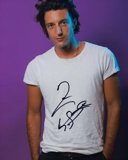 Zachary Mooren autograph