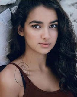 Geraldine Viswanathan autograph