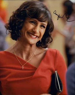 Sarayu Blue autograph