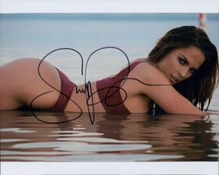 Shelby Lynn Brown autograph