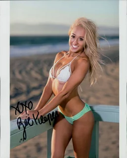 Zoe Klopfer autograph