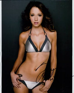 Taryn Southern autograph