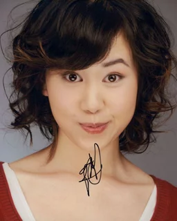 Ramona Young autograph