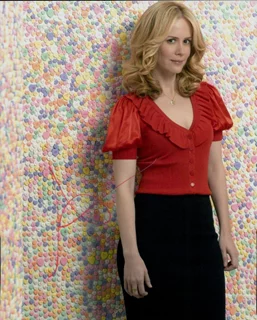 Sarah Paulson autograph