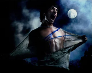 Tyler Posey autograph