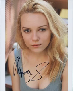 Alyssa Elle Steinacker autograph