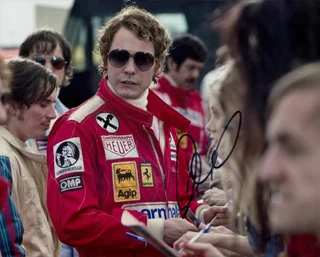 Daniel Bruhl autograph