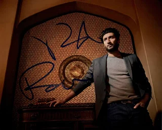 Fares Fares autograph