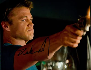 Luke Hemsworth autograph