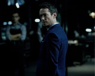 Simon Quarterman autograph
