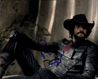 Rodrigo Santoro autograph