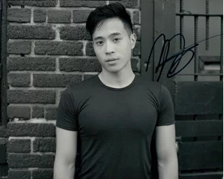 Hayden Szeto autograph