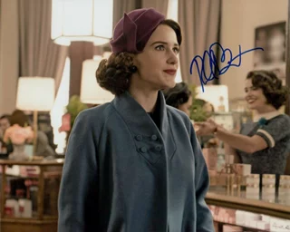 Rachel Brosnahan autograph