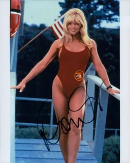 Donna D'Errico autograph