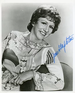 Jean Stapleton autograph