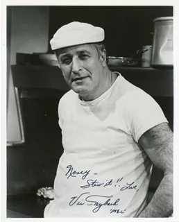 Vic Tayback autograph