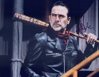 Jeffrey Dean Morgan autograph