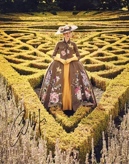 Caitriona Balfe autograph