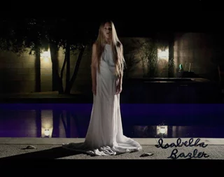 Isabella Bazler autograph