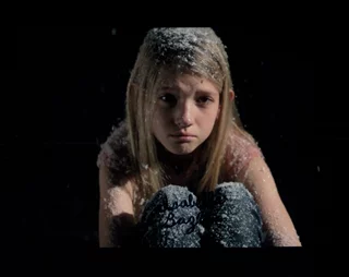 Isabella Bazler autograph