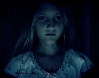 Sarah Bazler autograph