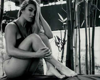 Kelly Collins autograph