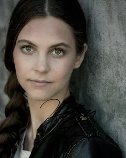 Kaitlyn Dias autograph