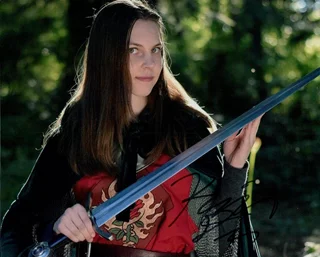 Kaitlyn Dias autograph