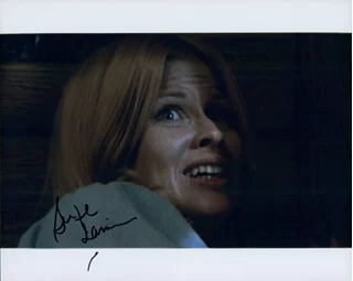 Suze Lanier-Bramlett autograph