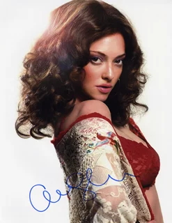 Amanda Seyfried autograph