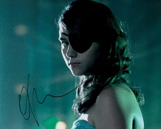 Quinn Shephard autograph