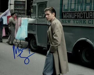 Michael Zegen autograph