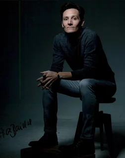 Christian Barillas autograph