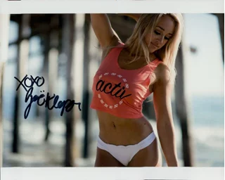 Zoe Klopfer autograph