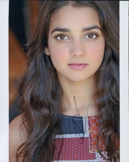 Geraldine Viswanathan autograph