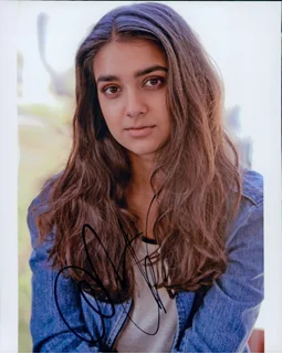 Geraldine Viswanathan autograph