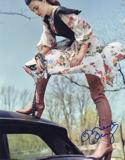 Margaret Qualley autograph