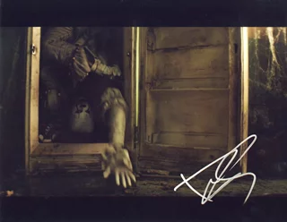 Bill Skarsgard autograph