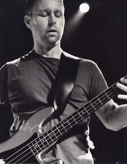 Nate Mendel autograph