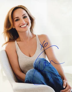Giada De Laurentiis autograph