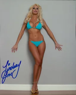 Lindsay Love autograph