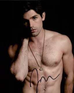 Justin Gaston autograph