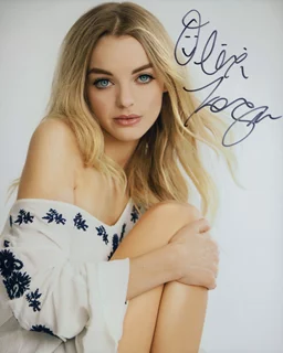 Olivia Rose Keegan autograph