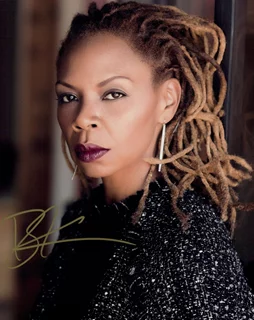 Simbi Kali autograph