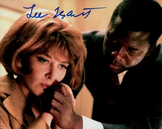Lee Grant autograph