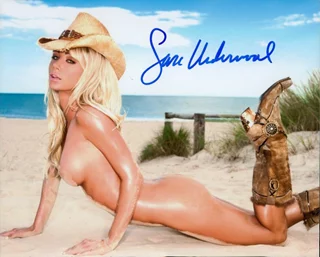 Sara Jean Underwood autograph