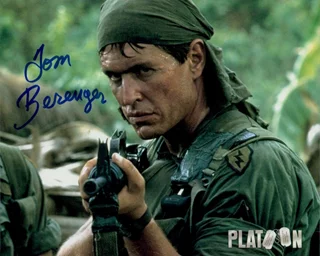Tom Berenger autograph