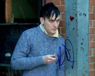 Robin Lord Taylor autograph