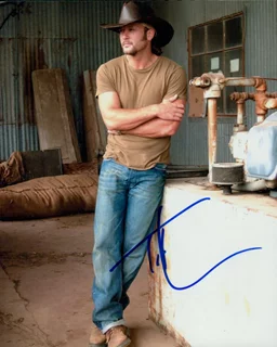 Tim McGraw autograph
